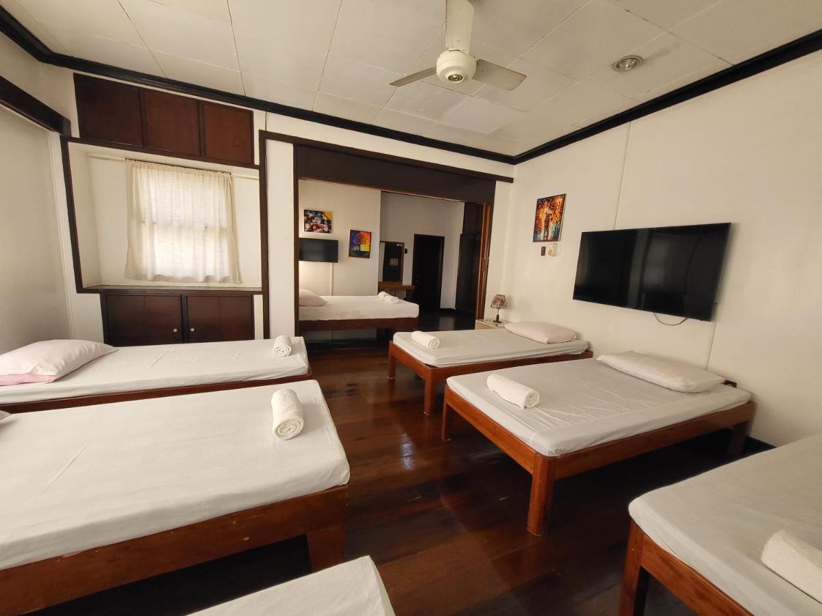 Ayahay Sa Matutina Puerto Princesa Room photo